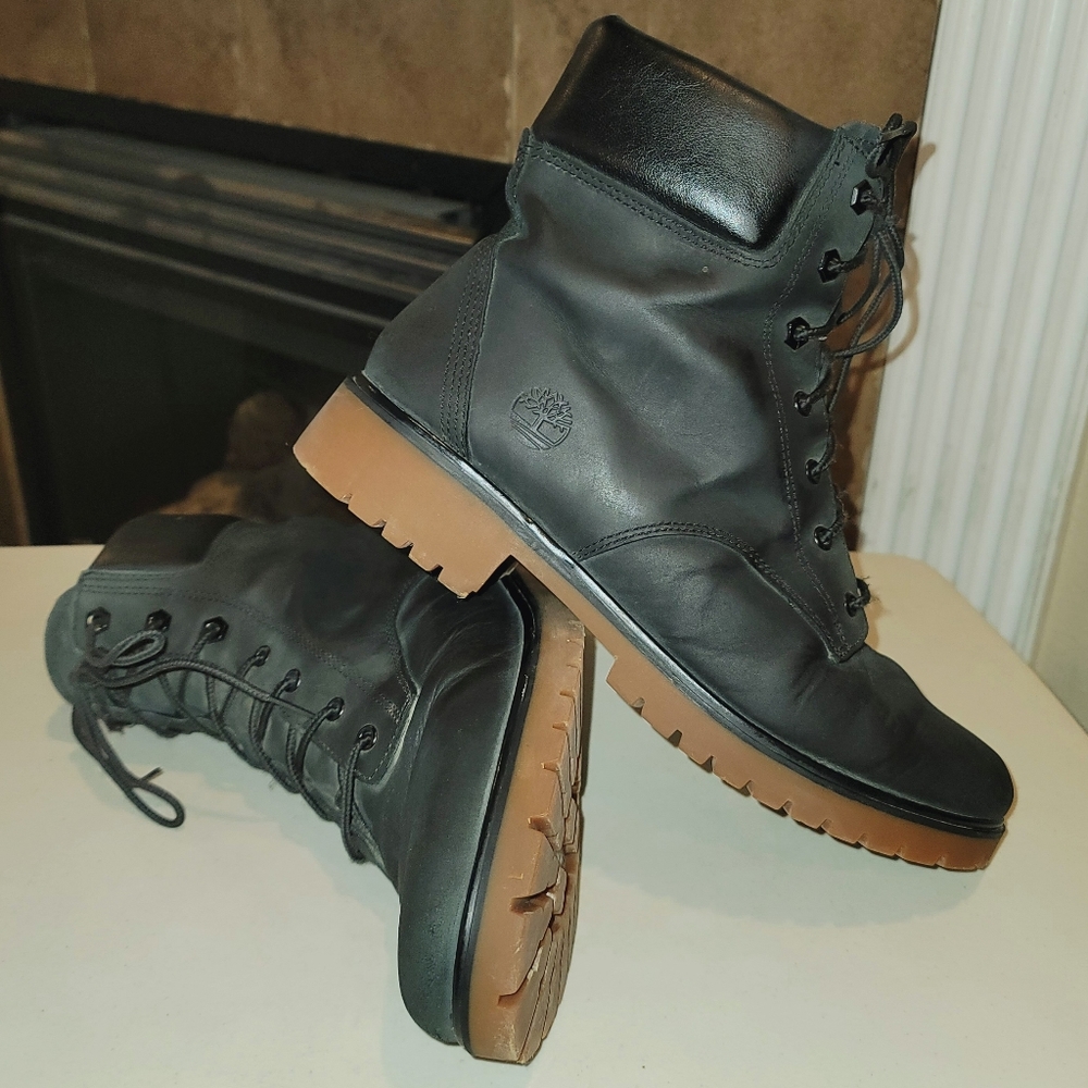 *SOLD* TIMBERLAND Jayne Lug Sole Matte Black Nubuck Leather Ankle Boots Sz 11